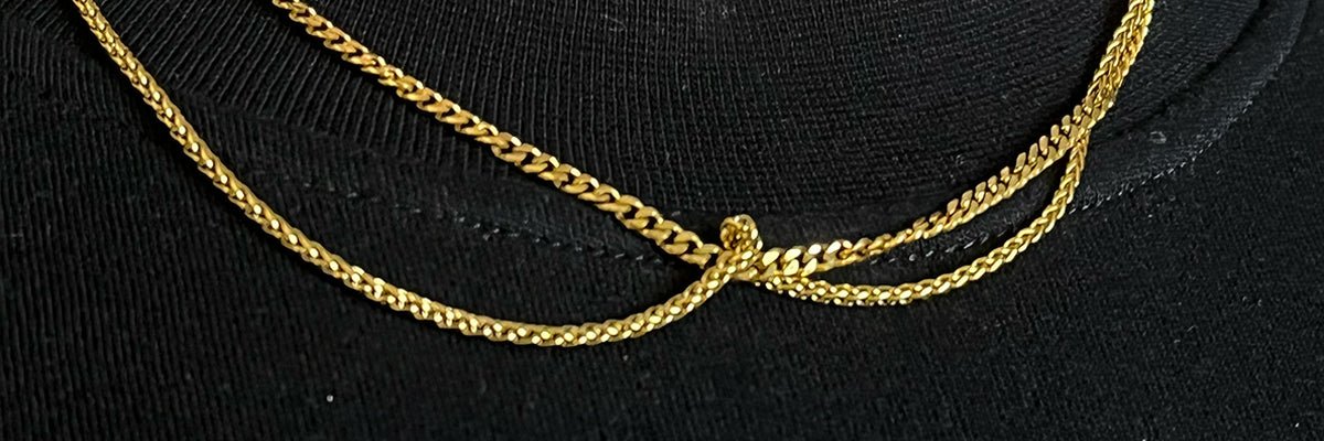 3 Tips to Avoid Tangles and Knots with Layering Necklaces — All The  Brilliants
